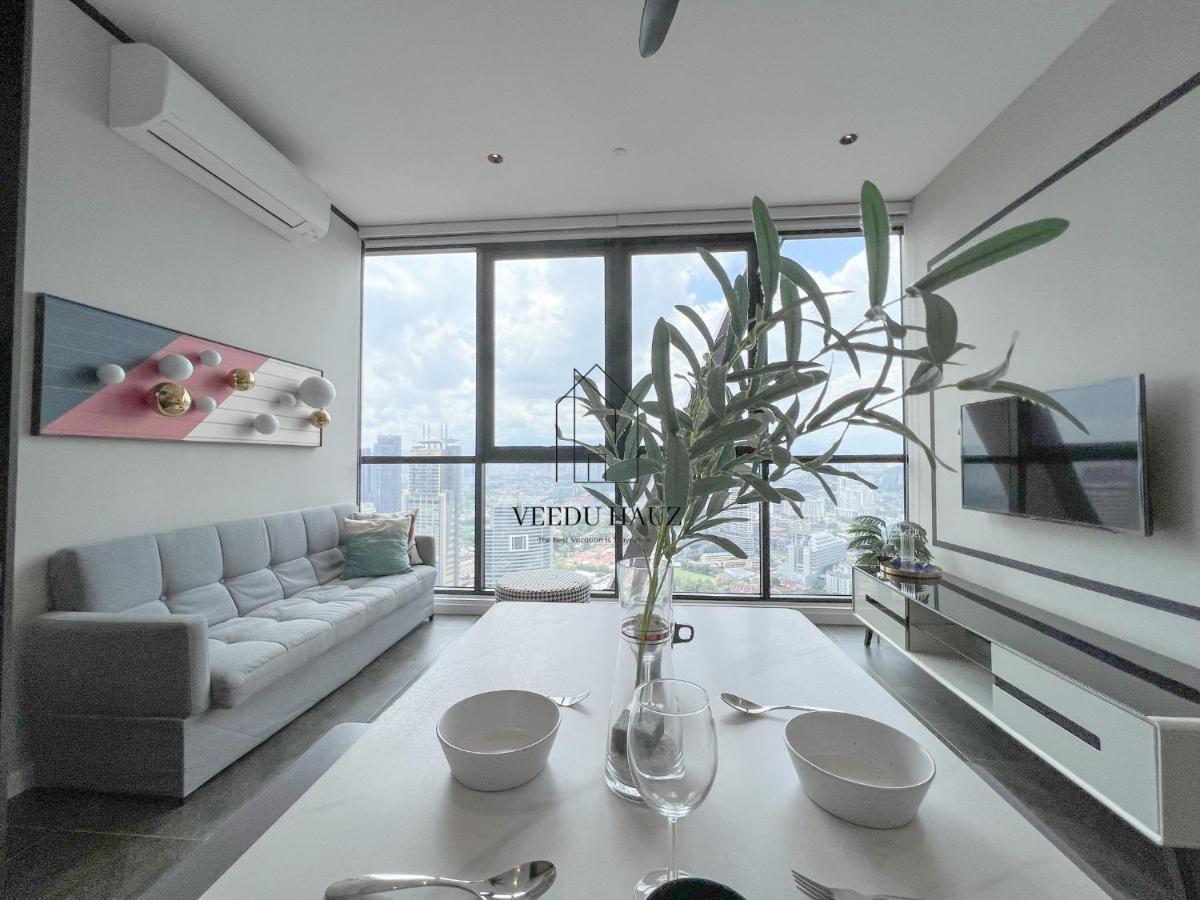 Scarletz Suites At Klcc By Veedu Hauz Kuala Lumpur Bagian luar foto