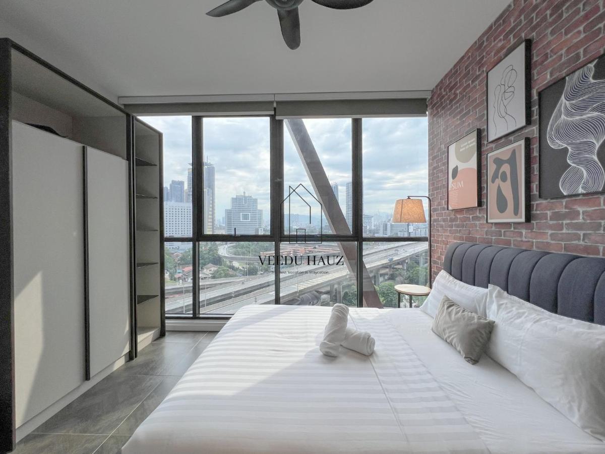 Scarletz Suites At Klcc By Veedu Hauz Kuala Lumpur Bagian luar foto